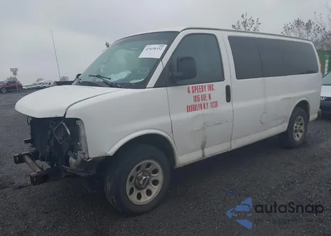 2013 GMC Savana 1500 Work Van из США, поврежденный, VIN 1GTS7AFX2D1178376